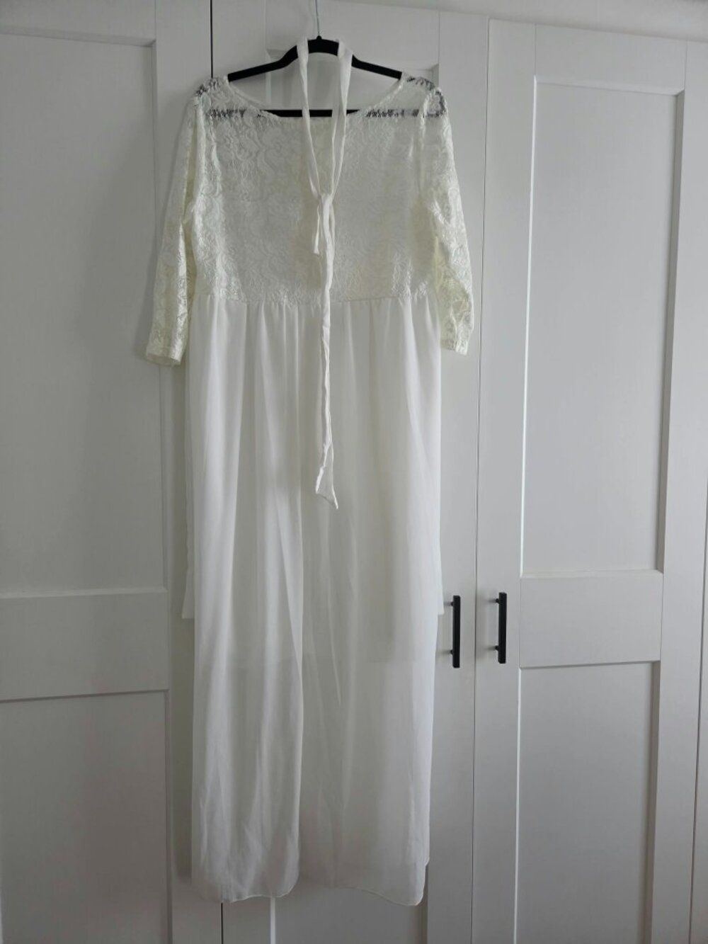 XL White Lace Maternity Dress
